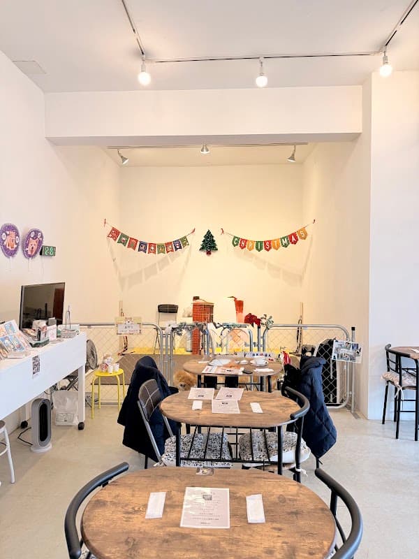 秋田犬café / Akita Dog caféの写真